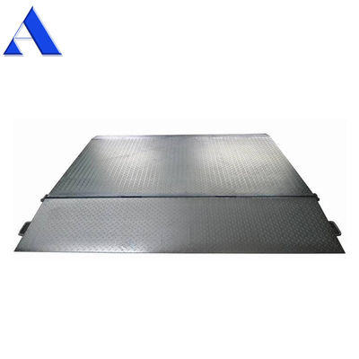 Table Size 2000x2200mm Galvanized and Stainless Steel Mobile Loading Dock Ramp for Forklift