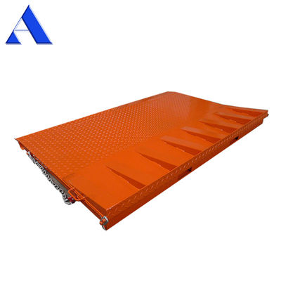 Dock Truck Warehouse Dock Mobile Forklift Container Loading Ramp 6 Ton 8 Ton and 12 Ton Onlinesupport Aftersales Service Provided