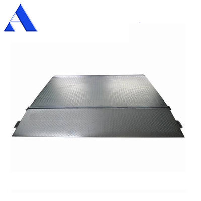 Dock Truck Warehouse Dock Mobile Forklift Container Loading Ramp 6 Ton 8 Ton and 12 Ton Onlinesupport Aftersales Service Provided