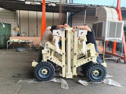 15tons 30tons 4pcs Rubber Super Shipping Container Lifting Caster with Twistlock Office Building Upgrade Projects in Grey